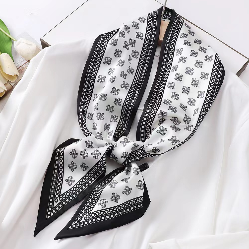 Luxury Zebra Print Silk Square - Women Bags Online 评论和价格