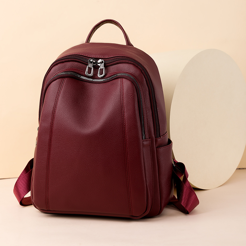High Quality Leather Backpack  - Women Bags In Sale 评论和价格